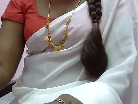 Snapshot of Hot_akshara chatting on December 16, 2025, 10:36 pm Hot akshara online show from December 16, 2025, 10:36 pm