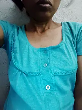 Snapshot of Gautami-telugu chatting on September 28, 2025, 9:11 pm Gautami-telugu online show from September 28, 2025, 9:11 pm