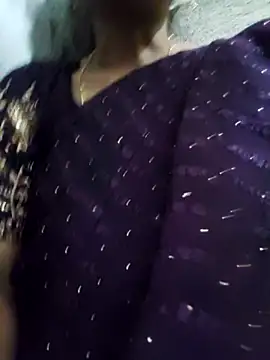 Snapshot of Gautami-telugu chatting on October 7, 2025, 12:28 pm Gautami-telugu online show from October 7, 2025, 12:28 pm