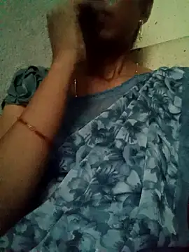 Snapshot of Gautami-telugu chatting on September 15, 2025, 2:34 am Gautami-telugu online show from September 15, 2025, 2:34 am