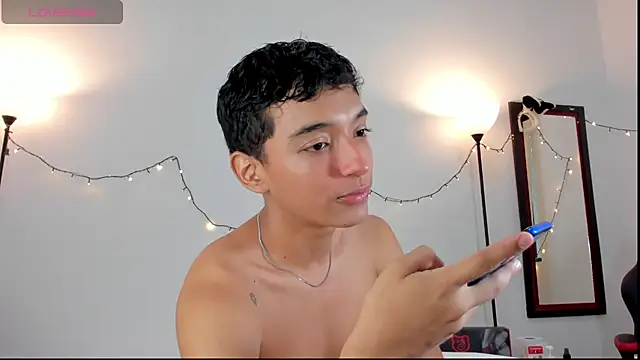 mike tylor01 online show from March 5, 2025, 5:08 pm