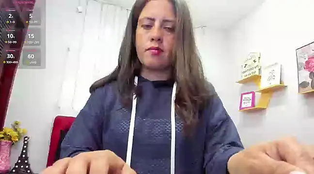 Snapshot of kathina_giraldo chatting on February 25, 2025, 1:21 pm kathina giraldo online show from February 25, 2025, 1:21 pm