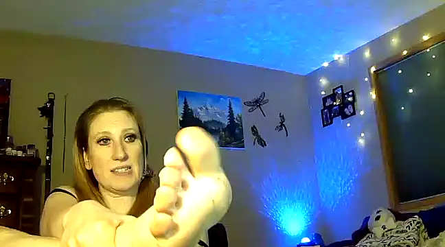 lilyhornyhousewife online show from January 13, 2025, 3:34 am