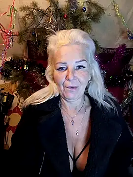 CassandraSandra44 online show from January 7, 2026, 5:01 am