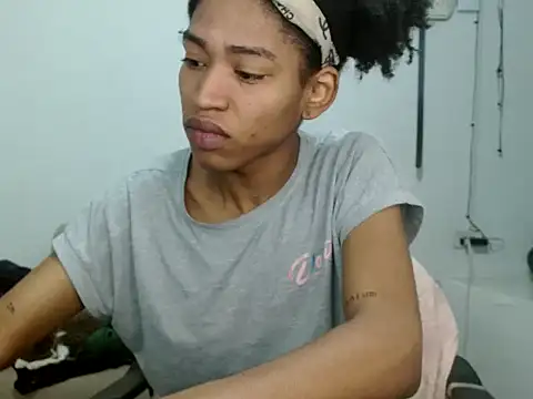 miriam775 online show from September 29, 2025, 11:16 am