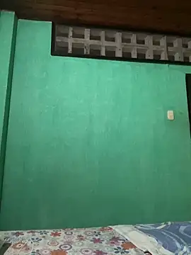 anastasia and jordan online show from November 3, 2025, 9:02 am