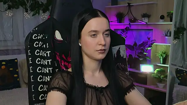 Snapshot of KiraLiLime chatting on March 20, 2025, 9:02 pm KiraLiLime online show from March 20, 2025, 9:02 pm