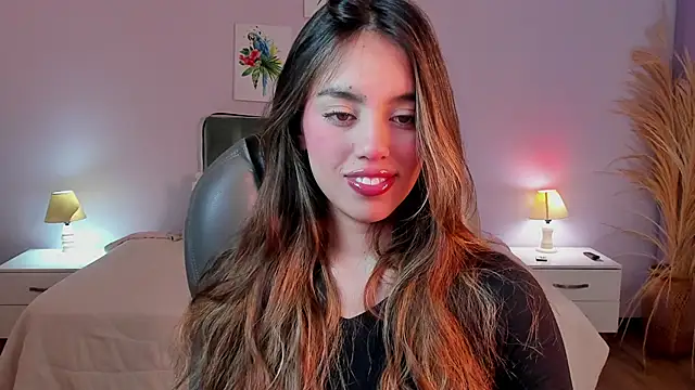 Snapshot of _Charlotte_evans_1 chatting on February 16, 2026, 12:59 pm Charlotte evans 1 online show from February 16, 2026, 12:59 pm