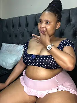 Snapshot of Anaelle24 chatting on June 24, 2026, 3:49 am Anaelle24 online show from June 24, 2026, 3:49 am