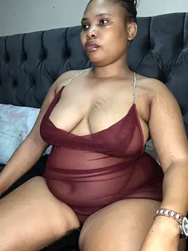 Snapshot of Anaelle24 chatting on June 27, 2026, 3:45 am Anaelle24 online show from June 27, 2026, 3:45 am
