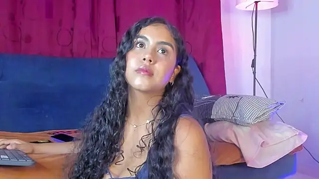 Snapshot of swetty_loverss chatting on November 20, 2025, 11:03 pm swetty loverss online show from November 20, 2025, 11:03 pm