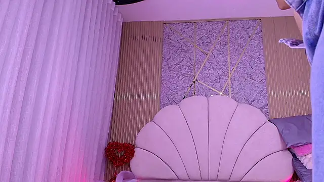 aisha sh online show from March 10, 2026, 11:58 am