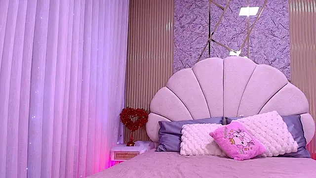 aisha sh online show from March 12, 2026, 11:58 am