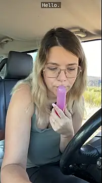 Snapshot of EmyLana chatting on February 22, 2026, 9:33 am EmyLana online show from February 22, 2026, 9:33 am