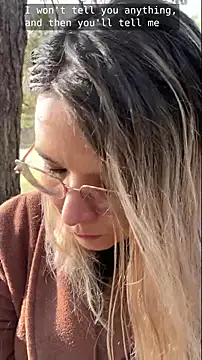 Snapshot of EmyLana chatting on February 28, 2026, 8:14 am EmyLana online show from February 28, 2026, 8:14 am