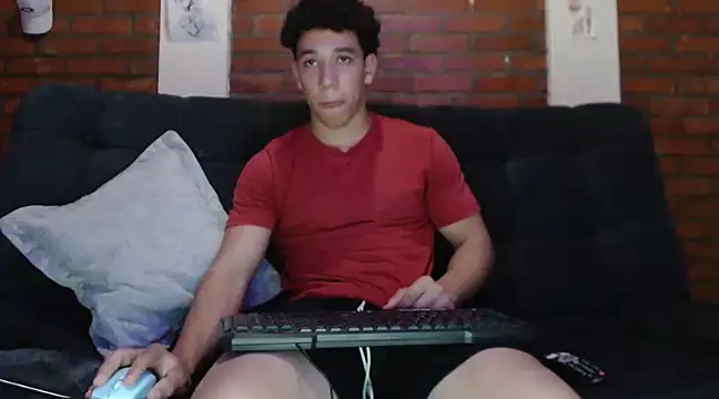 Snapshot of ethan_noir chatting on December 24, 2024, 7:17 am ethan noir online show from December 24, 2024, 7:17 am