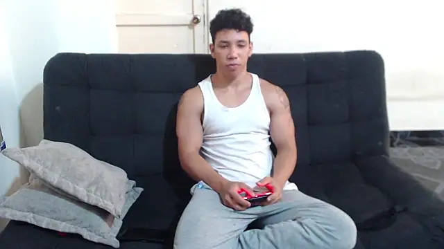 Snapshot of ethan_noir chatting on September 12, 2025, 4:40 pm ethan noir online show from September 12, 2025, 4:40 pm