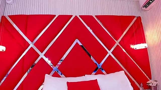 SusanCouper online show from March 26, 2026, 10:40 pm