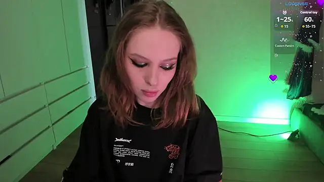 Natural pussy online show from March 26, 2026, 5:06 am