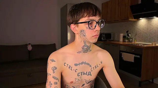 anahori  simon online show from October 13, 2025, 9:49 pm