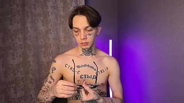 anahori  simon online show from March 5, 2025, 7:17 pm