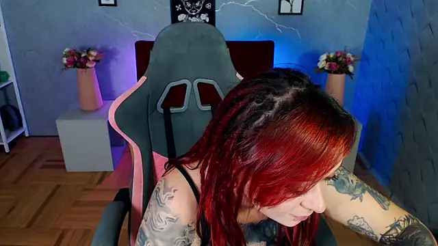 Miss-Tattoo online show from December 20, 2025, 9:34 am