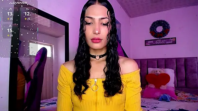 Snapshot of Lanna_hott_ chatting on June 24, 2026, 6:50 pm Lanna hott online show from June 24, 2026, 6:50 pm