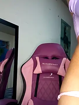 Lanna hott  online show from February 16, 2026, 7:34 pm