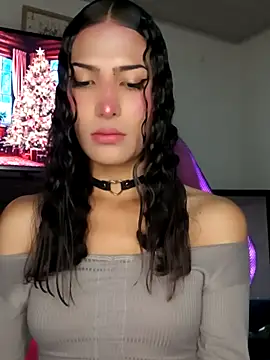 Lanna hott  online show from November 9, 2025, 10:41 am