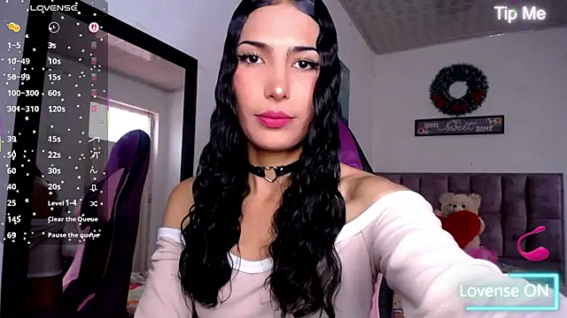 Snapshot of Lanna_hott_ chatting on July 28, 2026, 7:15 pm Lanna hott online show from July 28, 2026, 7:15 pm