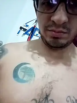 Snapshot of ale3J4a chatting on April 9, 2026, 7:58 am ale3J4a online show from April 9, 2026, 7:58 am