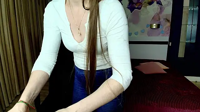 AriaGray online show from March 18, 2026, 7:15 pm