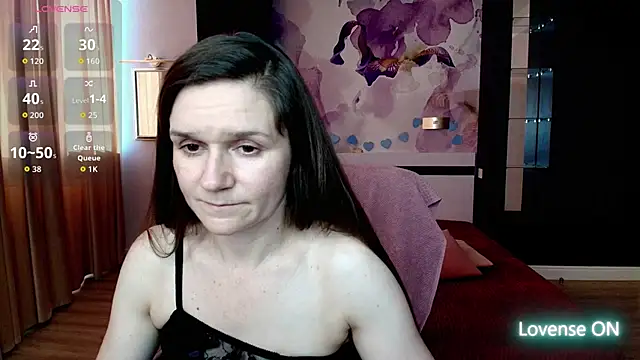 AriaGray online show from March 16, 2026, 1:37 pm