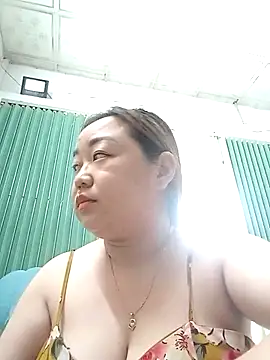 VyOanh2K online show from September 29, 2025, 4:08 am