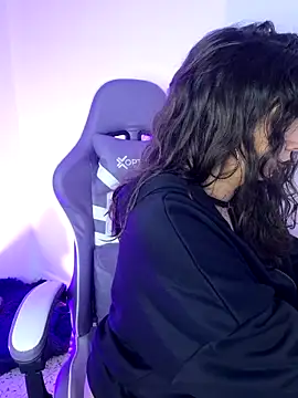 Aria Bennett21 online show from September 19, 2025, 3:21 am