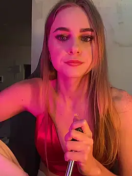 Snapshot of GraceTorrez chatting on February 11, 2025, 1:41 pm GraceTorrez online show from February 11, 2025, 1:41 pm