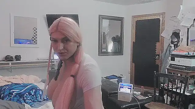 sissytrapdolly24 online show from November 28, 2025, 9:26 pm