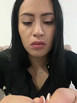 Snapshot of Sara_luna_ chatting on July 25, 2026, 11:33 pm Sara luna online show from July 25, 2026, 11:33 pm