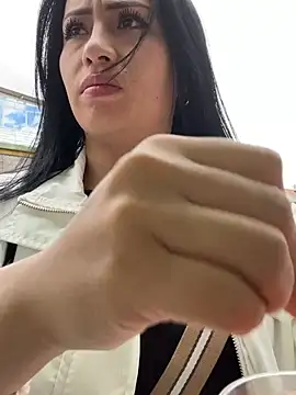 Snapshot of Sara_luna_ chatting on July 11, 2026, 3:34 pm Sara luna online show from July 11, 2026, 3:34 pm