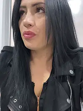 Snapshot of Sara_luna_ chatting on July 31, 2026, 9:56 pm Sara luna online show from July 31, 2026, 9:56 pm