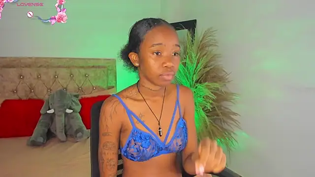 Rihana hot01 online show from March 14, 2025, 1:27 am