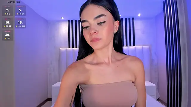 LucianaMillerX online show from December 2, 2024, 7:33 pm