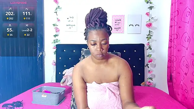 CiaraEbony online show from October 30, 2025, 1:04 am