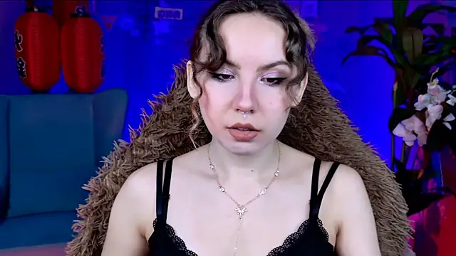 JasmineMilko online show from May 30, 2026, 5:03 am