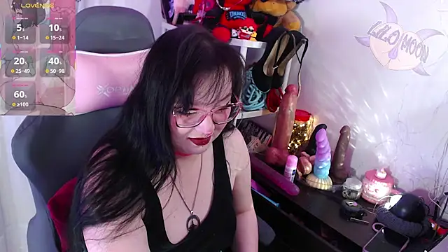 LiloMoon69 online show from October 18, 2025, 12:29 pm