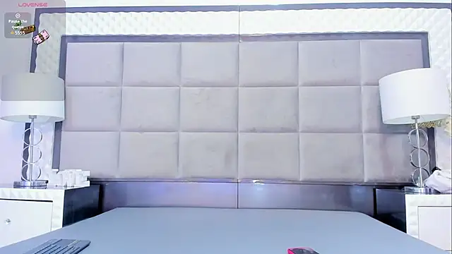 Snapshot of OliviaBurning chatting on February 27, 2026, 7:35 pm OliviaBurning online show from February 27, 2026, 7:35 pm