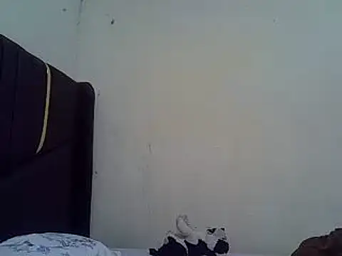 pretty vivy online show from March 6, 2025, 8:41 am