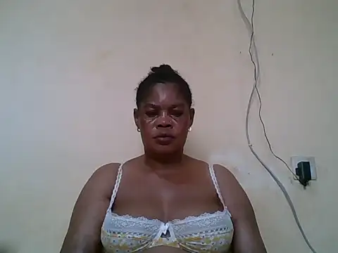ANALQUEEN4 online show from March 19, 2026, 6:35 am