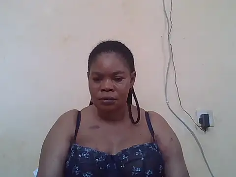 ANALQUEEN4 online show from December 2, 2025, 6:15 am