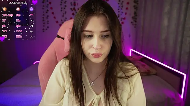 Alice   Rose online show from April 7, 2026, 6:43 pm